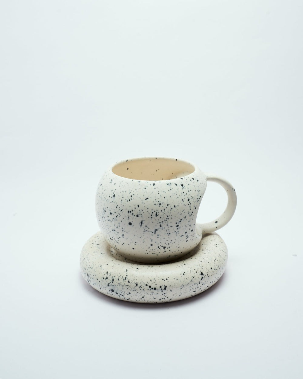 cavity coffee mug and saucer set for lattes, Cappuccino and more