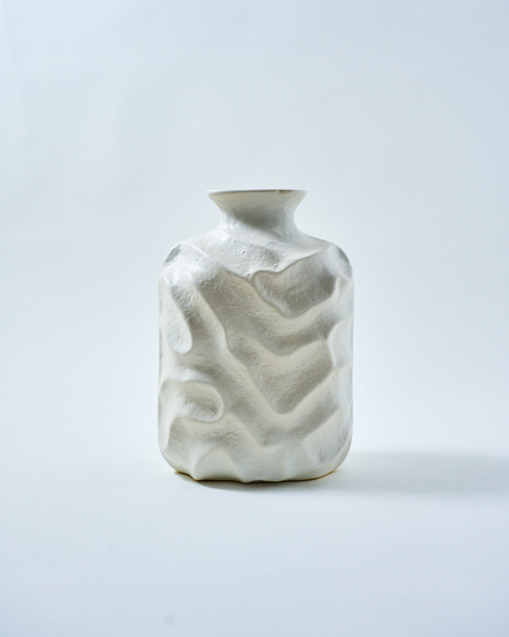 large white centerpiece vase