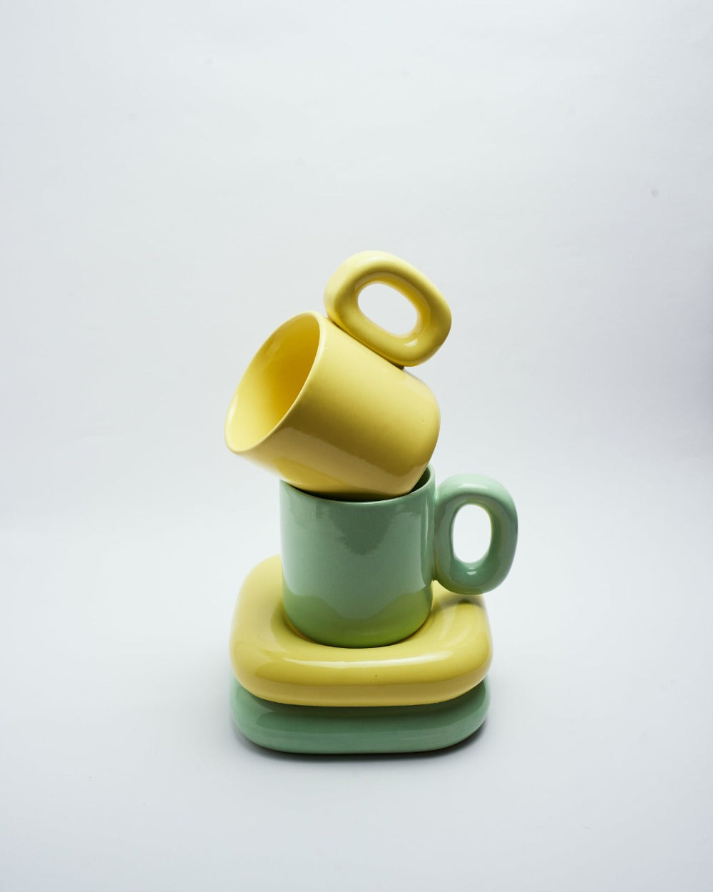 Oblong cup set
