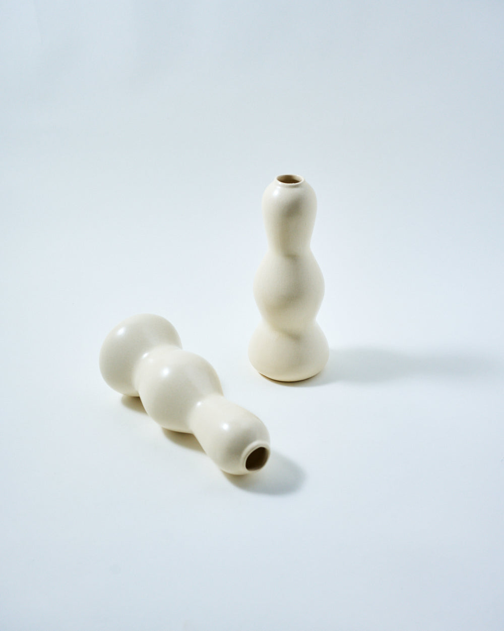 bubble vase in ivory color