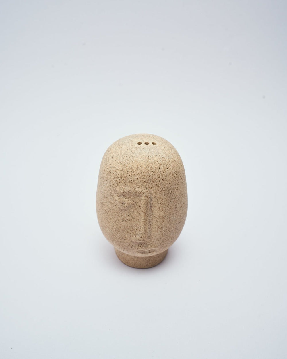 Salt and pepper shaker set