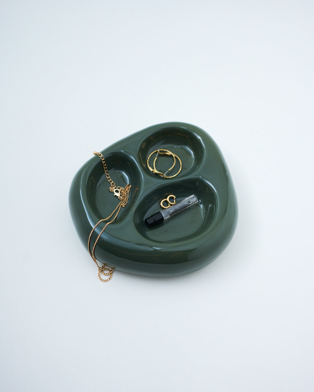 ceramic trinket tray for jewelry display