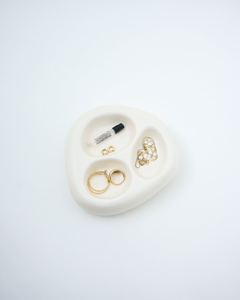 white trinket tray for jewelry