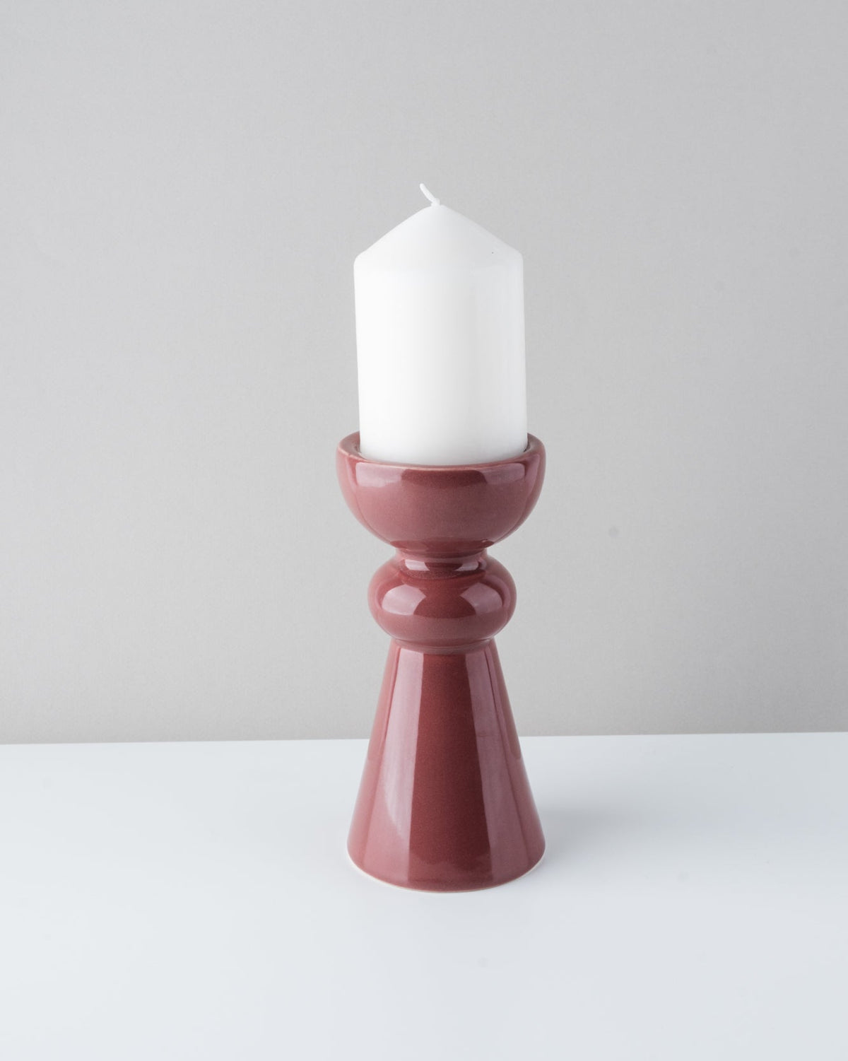 Pillar candle stand