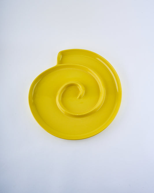 Swirl serving platter