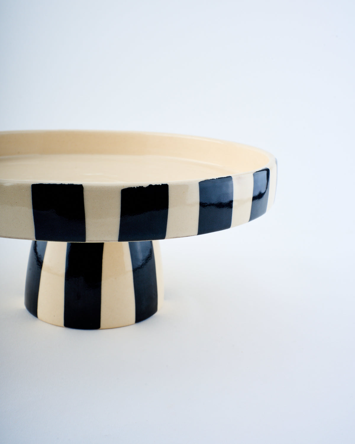 Cake stand - 9 inch