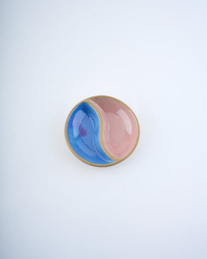 Sectioned dip bowl