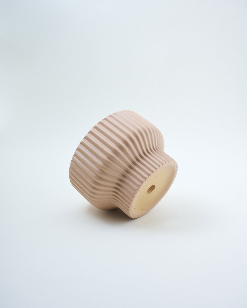 ceramic ribbed pot small planter