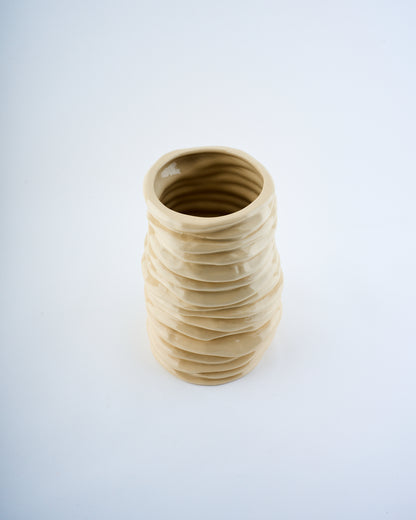 Wavy vase