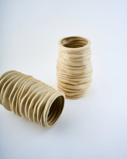 Wavy vase