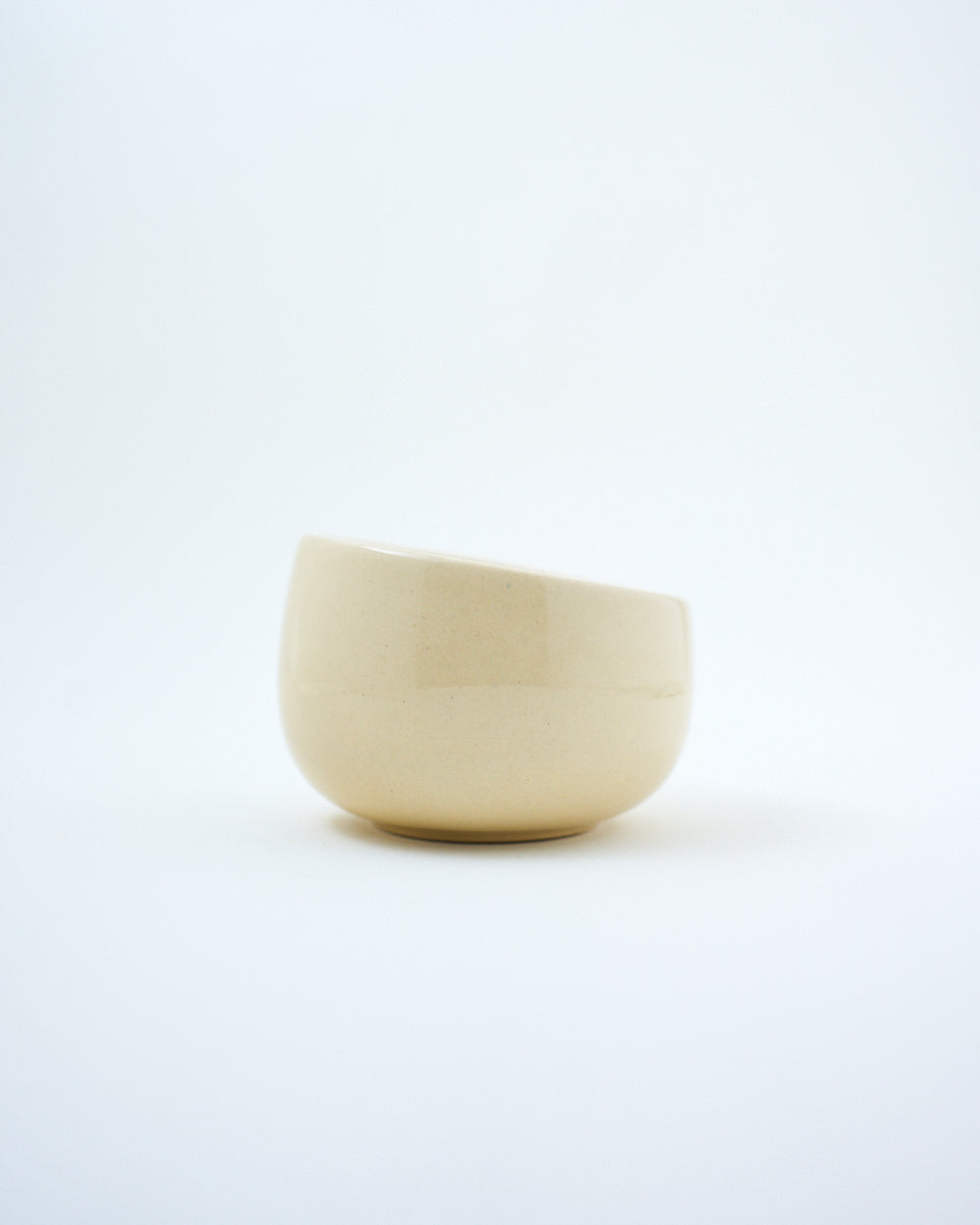 white ceramic dessert bowl