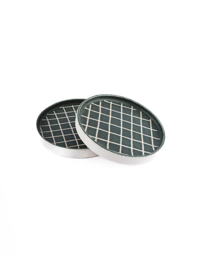stoneware snack plate in green
