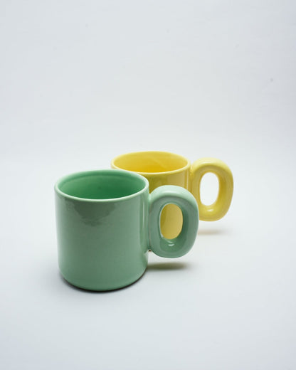 Oblong cup set