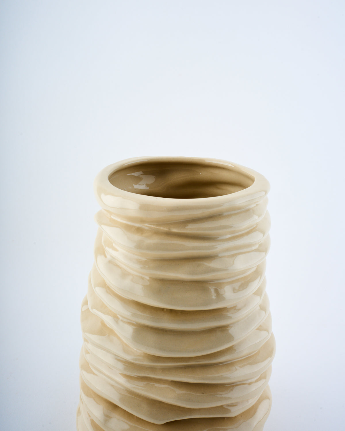 Wavy vase