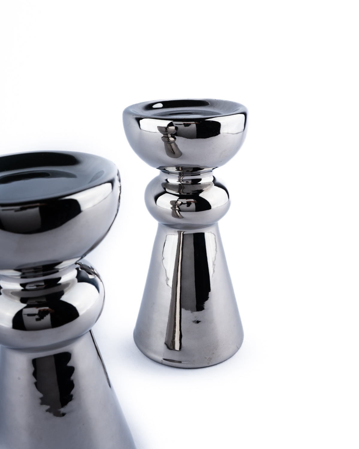 stoneware stand for pillar candles
