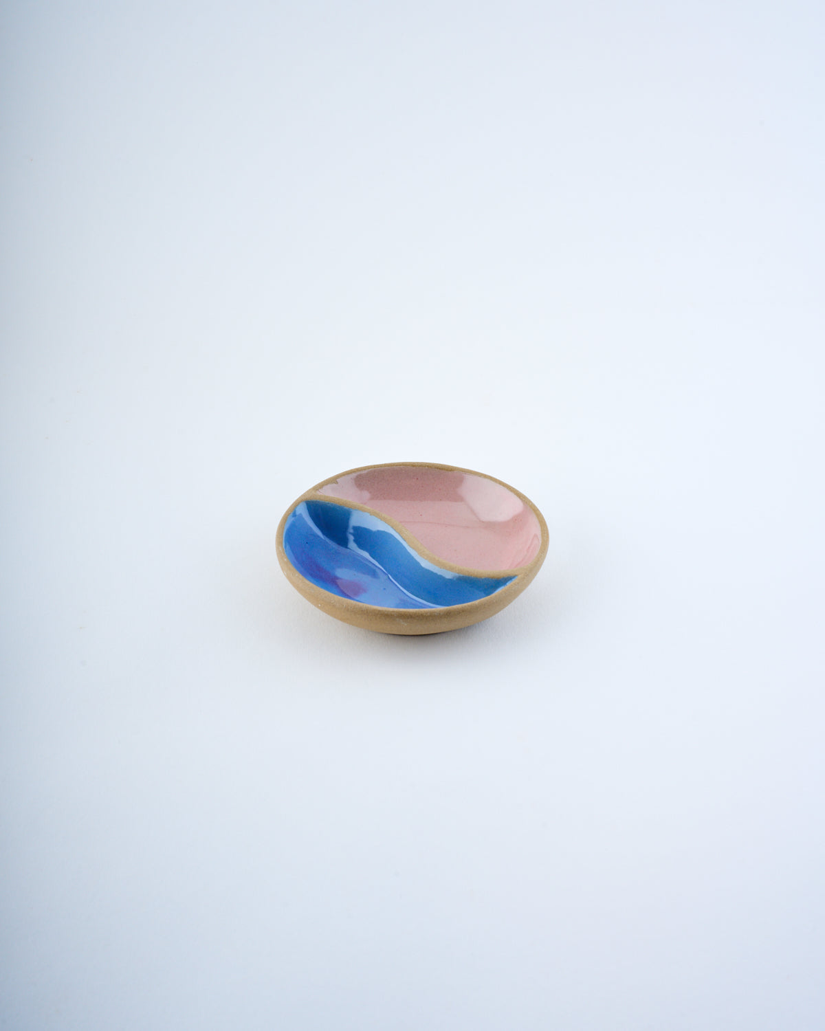 Sectioned dip bowl