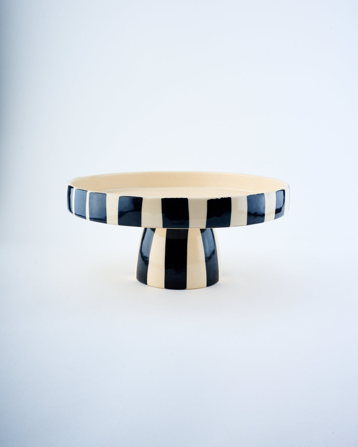 Cake stand - 9 inch
