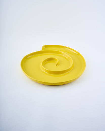 Swirl serving platter