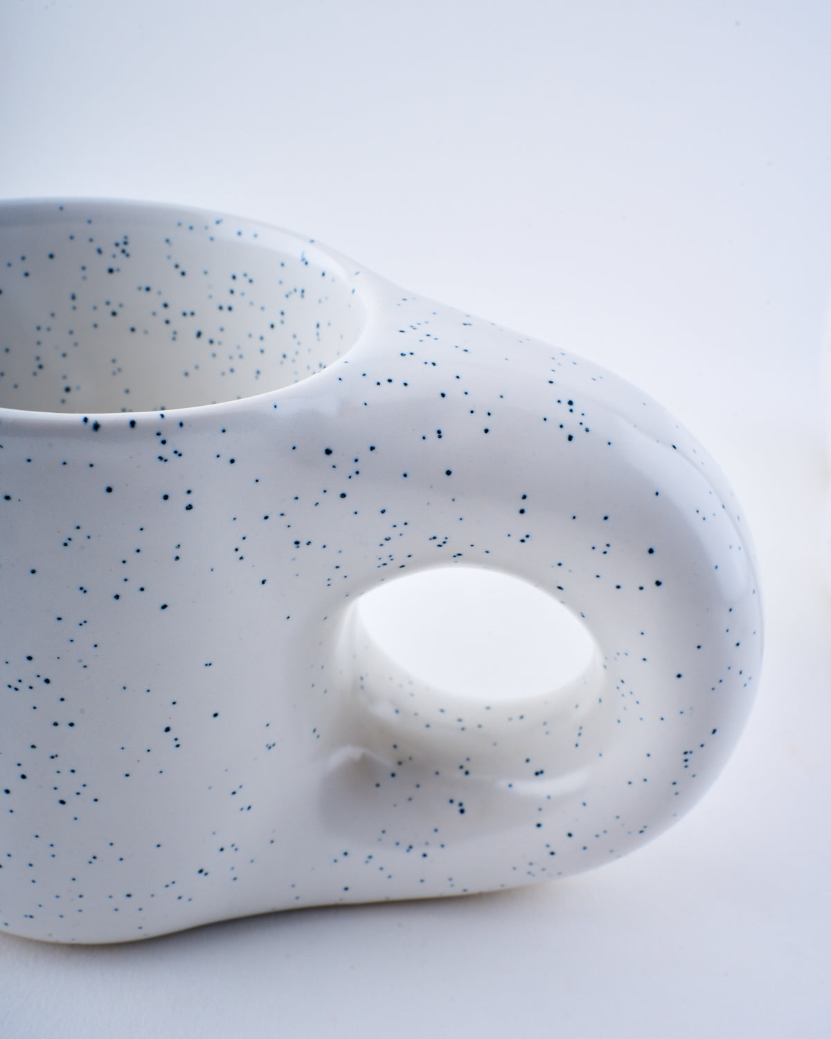 Unibody coffee mug - Speckled white