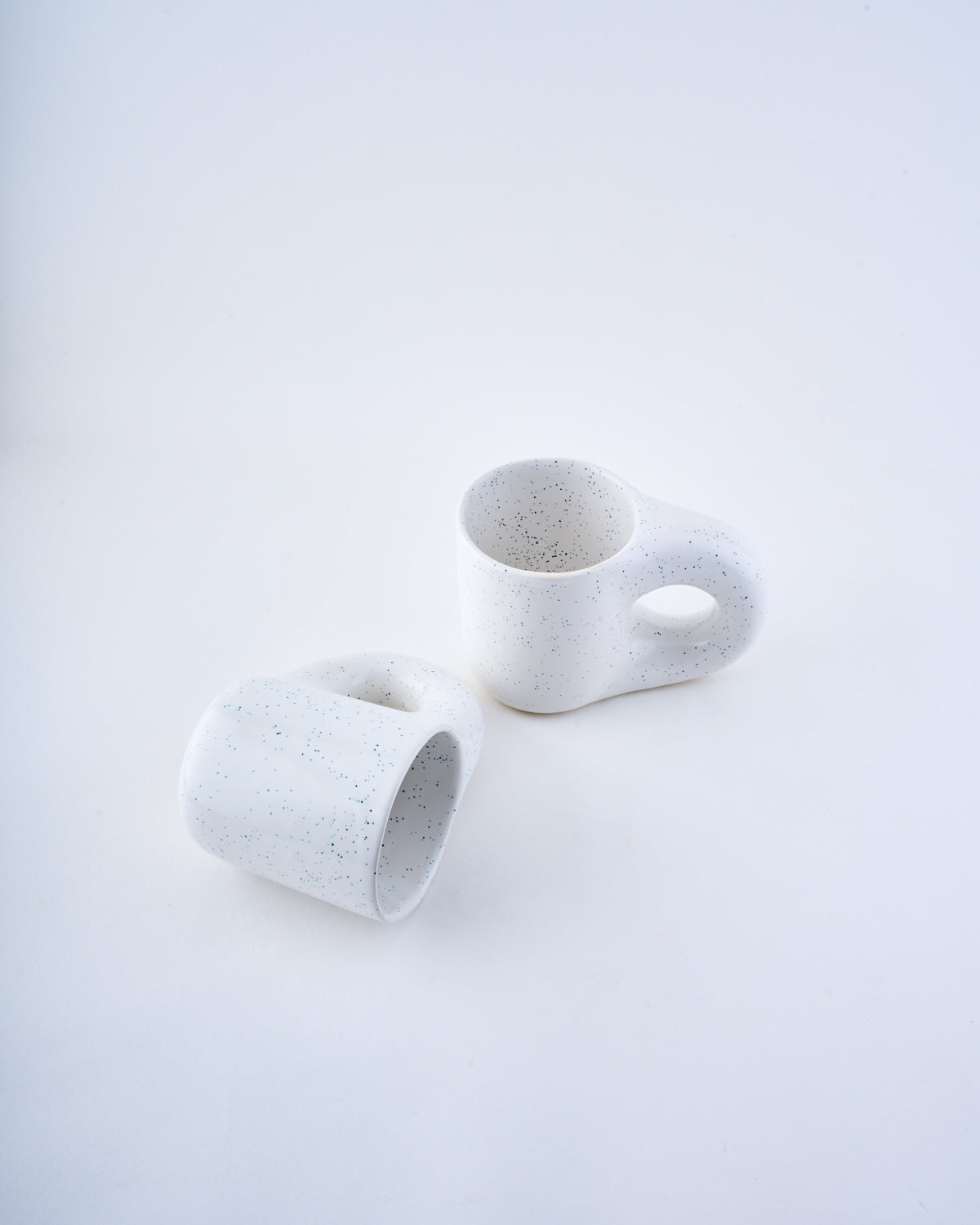 Unibody coffee mug - Speckled white