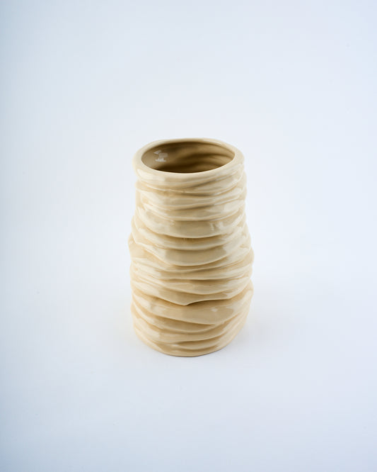 Wavy vase